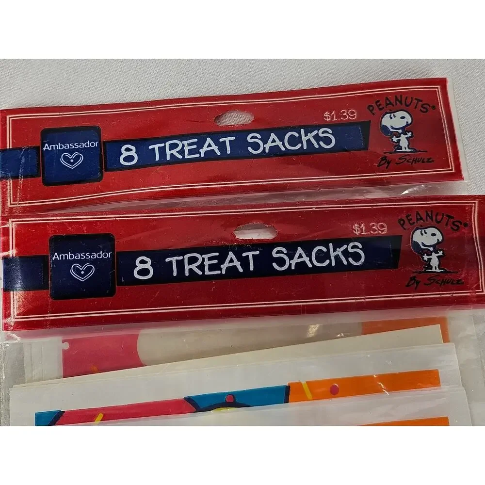 AMBASSADOR SNOOPY VINTAGE GOODIE BAGS - 16 PCS - NOSTALGIC PARTY FAVORS!